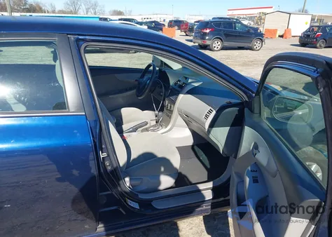 2013 Toyota Corolla Le z USA, uszkodzony, nr VIN 2T1BU4EE7DC111407